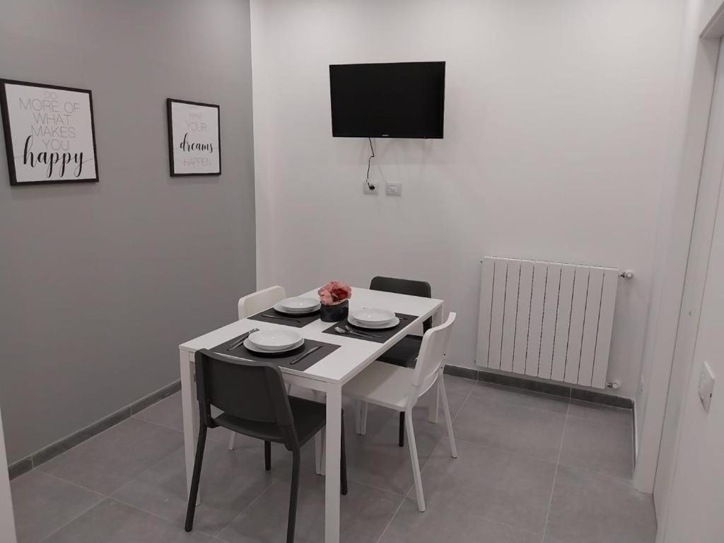 Amuni O 123 Appartement Palermo Buitenkant foto